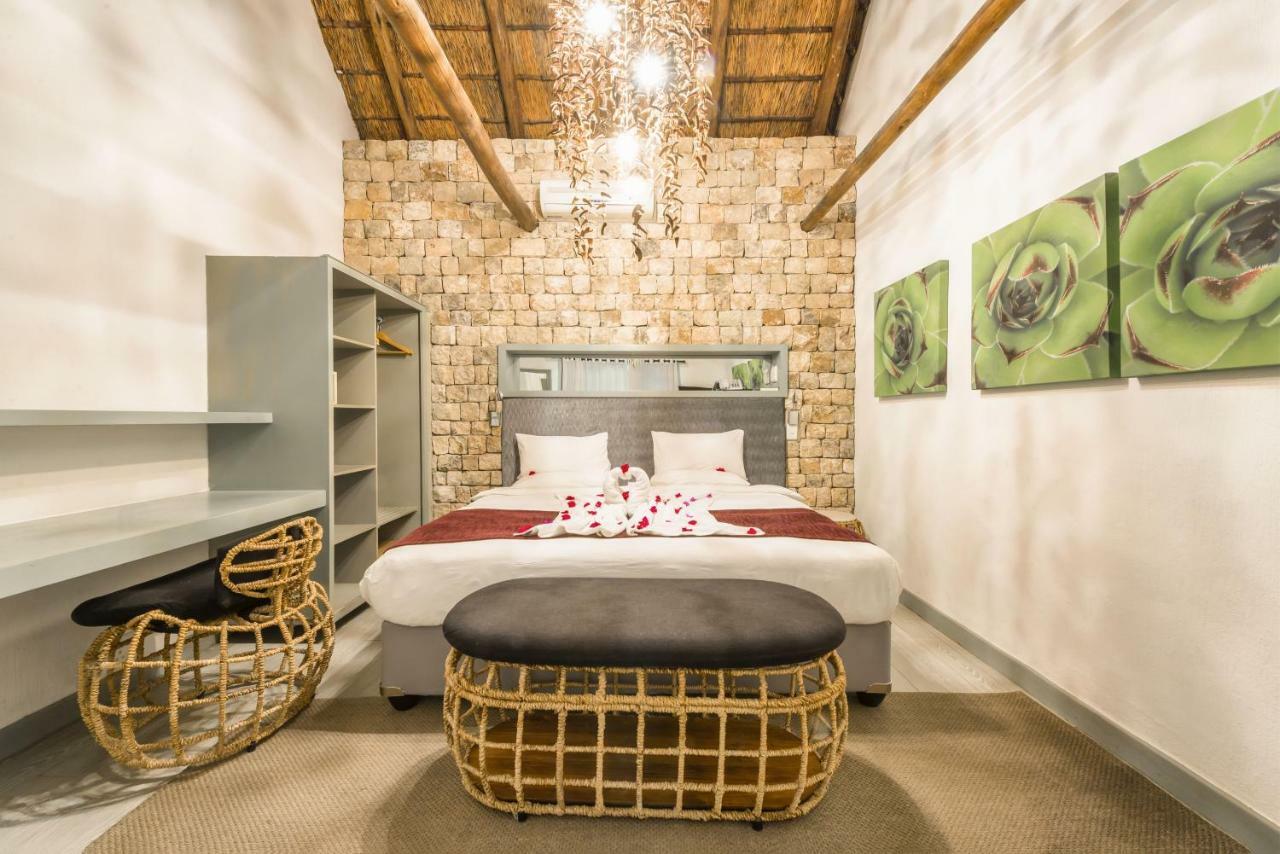 Mokuti Etosha Villa Namutoni Exterior foto